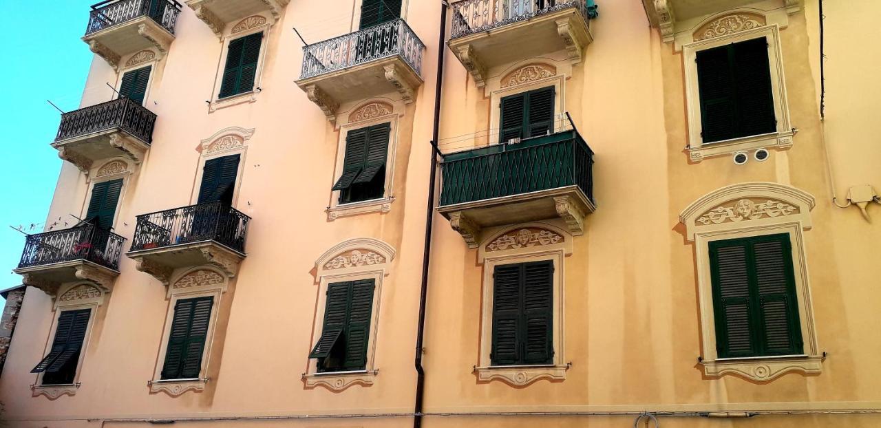 Lamberti Beach Apartment - 150 M From The Sea - Just Renewed - Wifi Savona Exteriér fotografie