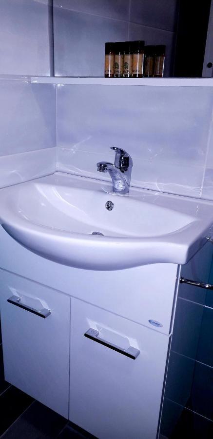 Lamberti Beach Apartment - 150 M From The Sea - Just Renewed - Wifi Savona Exteriér fotografie