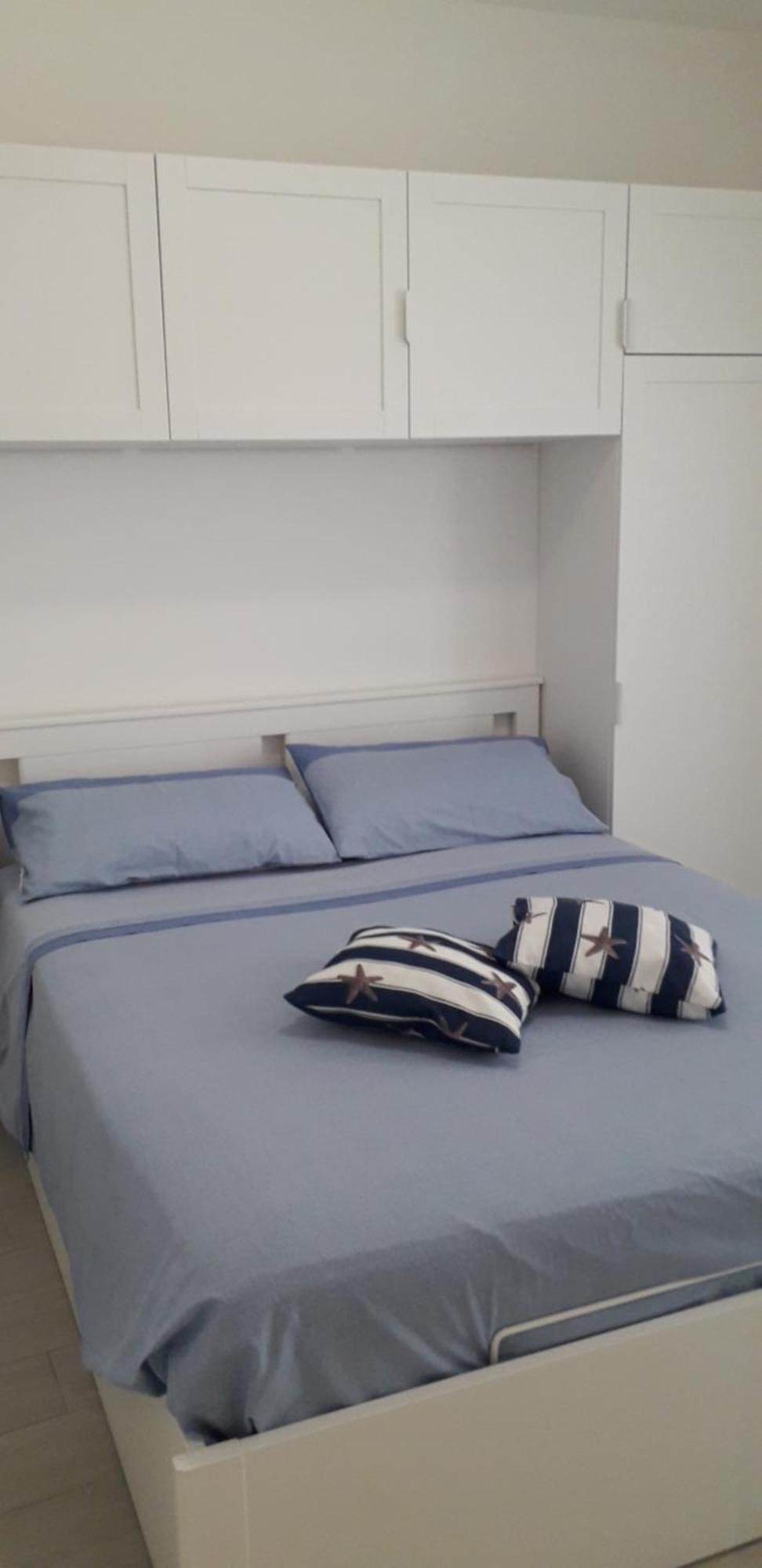 Lamberti Beach Apartment - 150 M From The Sea - Just Renewed - Wifi Savona Exteriér fotografie